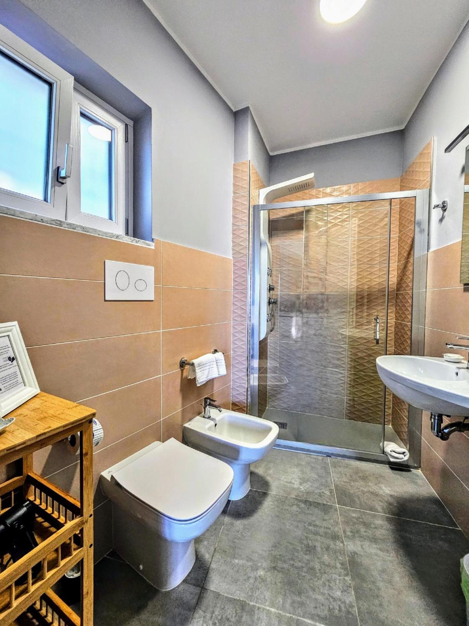 A Casa Di Alessandra - Rooms Castellabate Ngoại thất bức ảnh